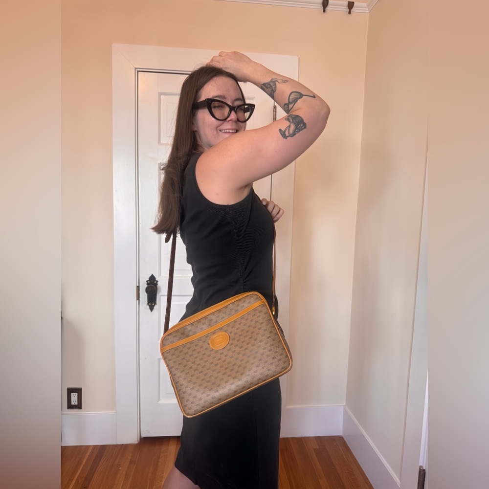 80s Vintage Gucci African Mignon Brown Micro GG Crossbody Bag - Picture 3 of 16